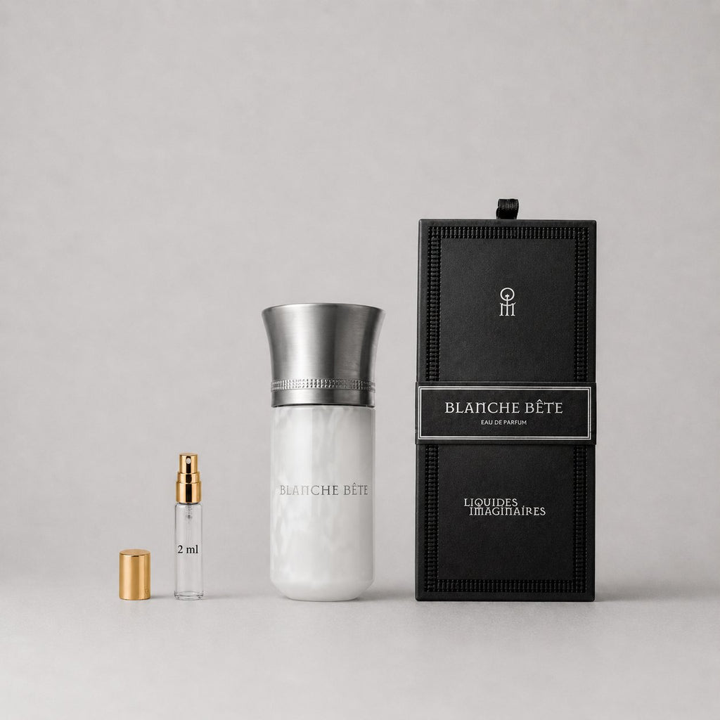 Liquides Imaginaires Blanche Bête Sample Spray with a white bottle, silver cap, and black box packaging. 2 ml spray included.